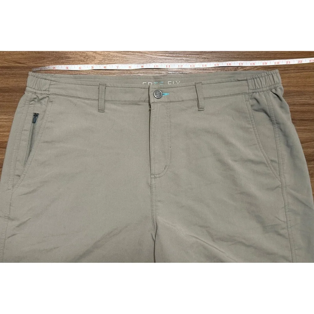 Free Fly Utility Shorts II Mens Khaki Bamboo Charcoal Stretch Hybrid 7